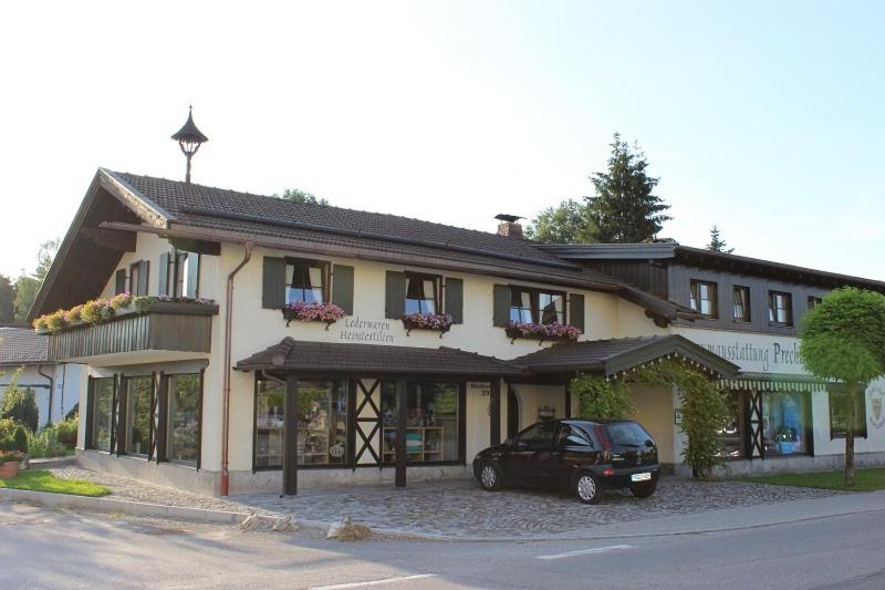Gaestehaus Sattlerhof Bernau am Chiemsee Exterior photo